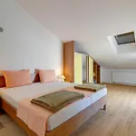 Lili Apartament