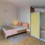 Apartament Lili *