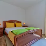 Lili Apartament
