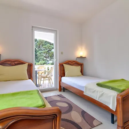 Lili Апартаменты