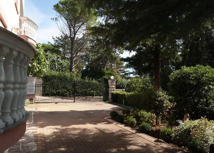 Lili Апартаменты