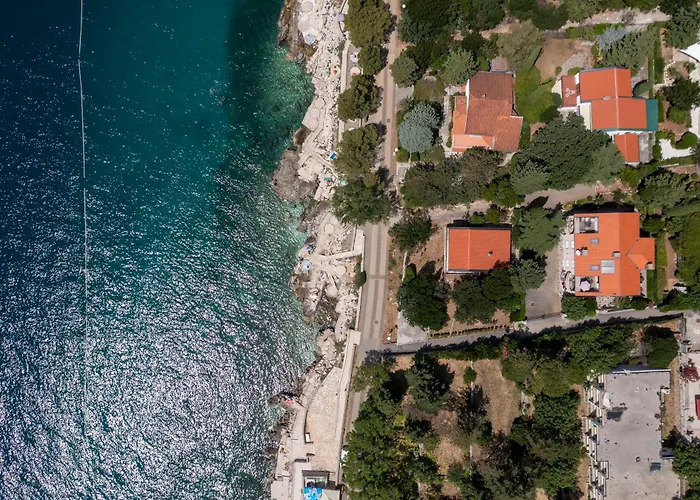 Lili Апартаменты *