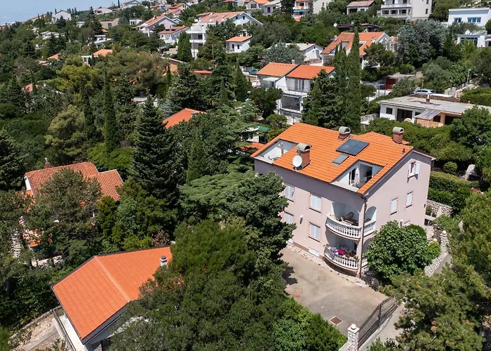 Апартаменты Lili *