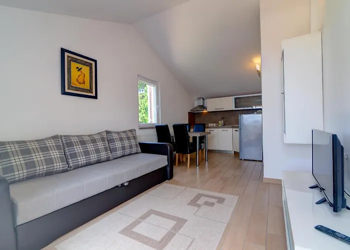 Lili Апартаменты