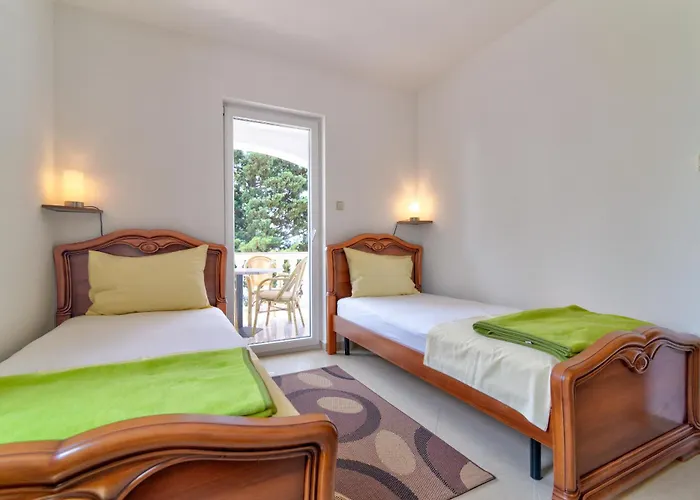 Lili Апартаменты